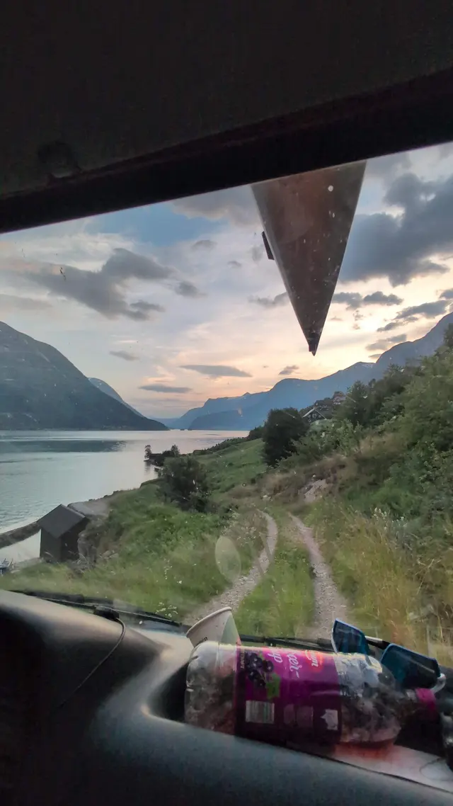 Hiking around Norway — PXL_20250714_195758830.jpg