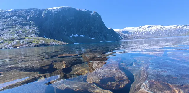 Hiking around Norway — no-lake.png